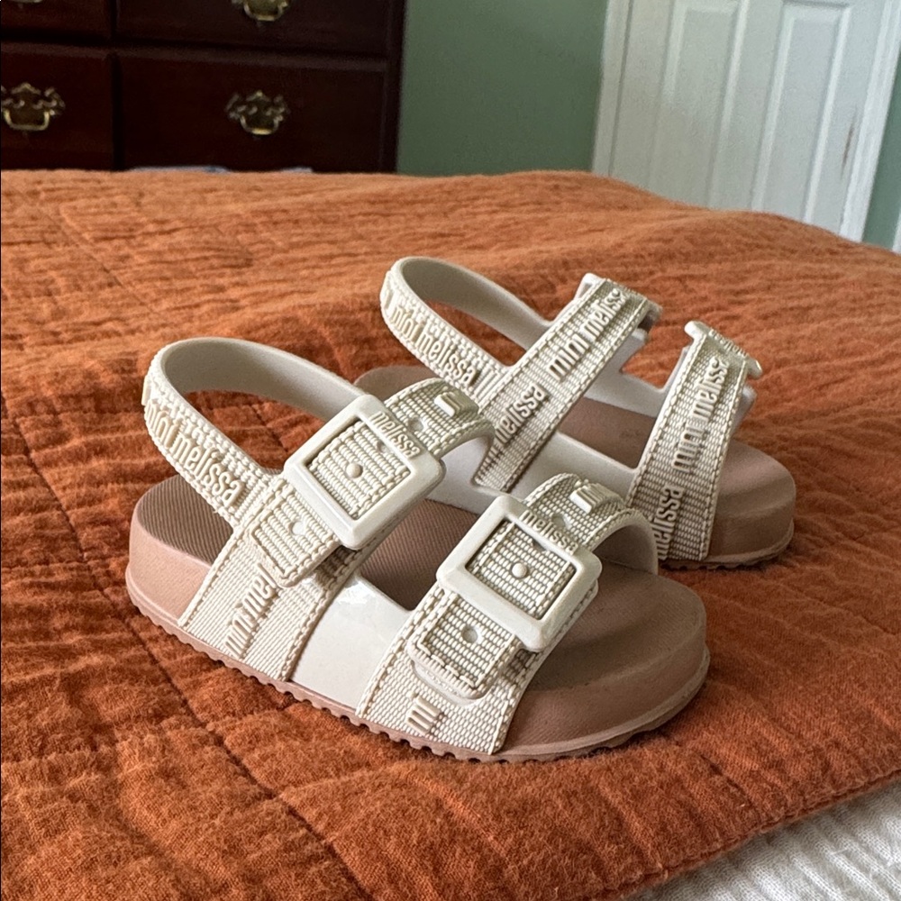 Mini Melissa sandals